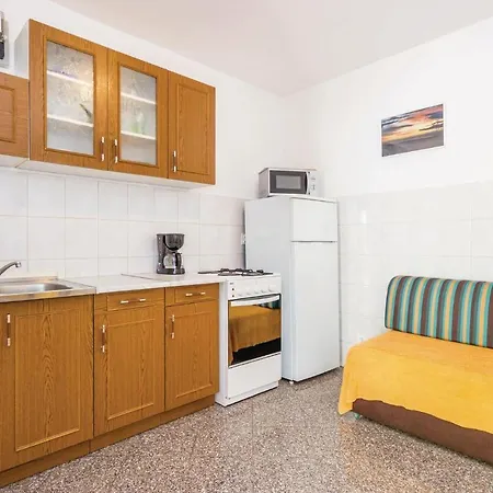 Amazing In With 3 Bedrooms And Wifi 公寓
